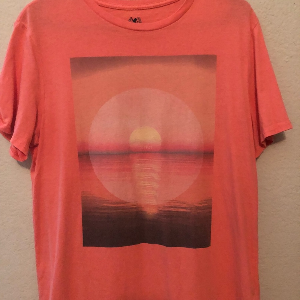 Basic graphic tee - Picture 2 of 2